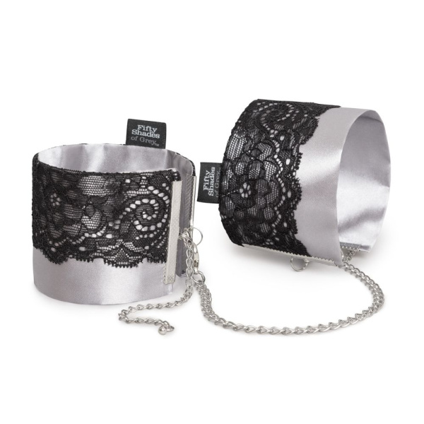 FSOG_Play Nice_SATIN WRIST CUFFS_Productimage_00_result