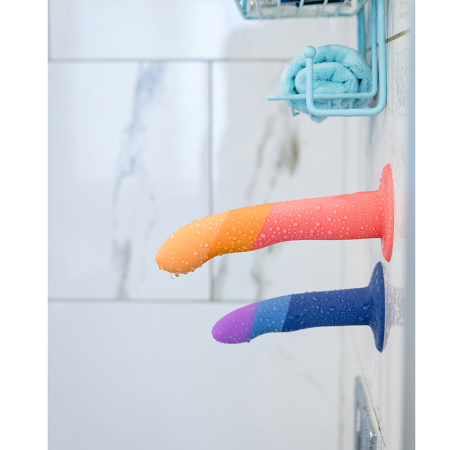 ROMP_Dildos_Lifestyle_Photo_4